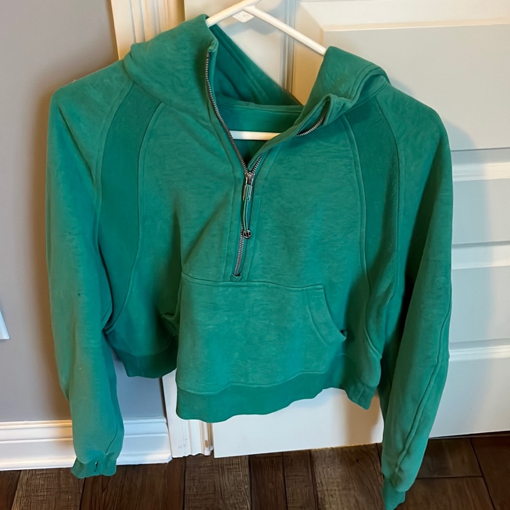 Lululemon scuba!